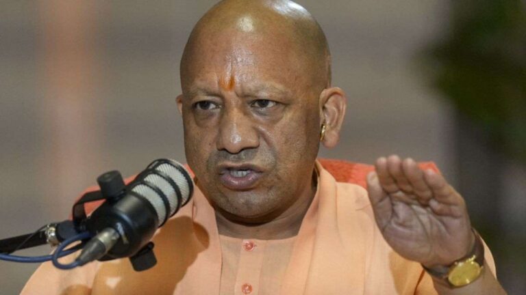 ‘लातों के भूत बातों से नहीं मानते’, वक्फ कानून को लेकर हो रहे बंगाल दंगे पर बोले सीएम योगी