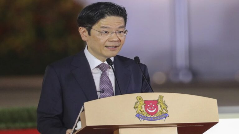 सिंगापुर में बढ़ रहा भारतीयों का कद, पीएम लॉरेंस वोंग ने जमकर की तारीफ; किया बड़ा ऐलान