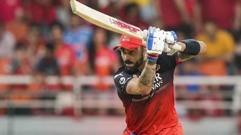RCB vs RR IPL Head-to-Head: चिन्नास्वामी स्टेडियम में पहली जीत की तलाश में विराट कोहली की आरसीबी, देखें आंकड़े में कौन भारी