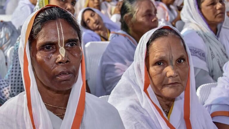 अब नहीं तोड़ी जाती चूड़ियां-मंगलसूत्र, 7000 गांवों में विधवाओं के साथ भेदभाव खत्म, महाराष्ट्र में बदलाव की लहर